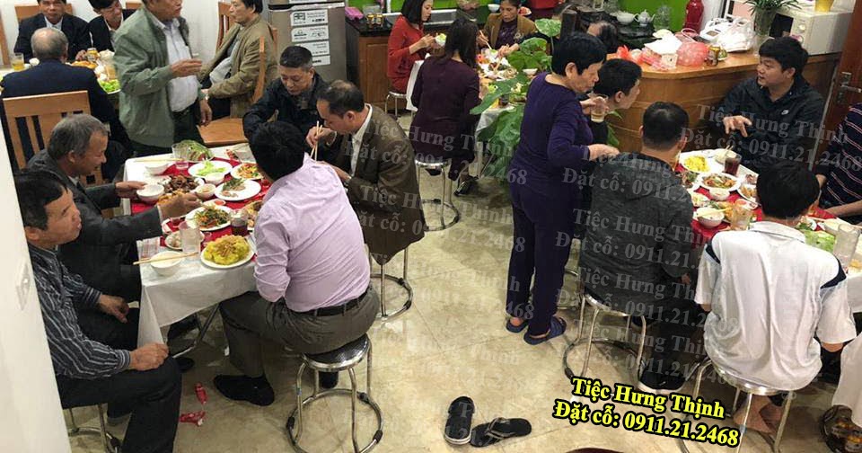 nấu cỗ ở tại nhà ở Hoa Bằng - phục vụ tiệc tại nhà chị Nga