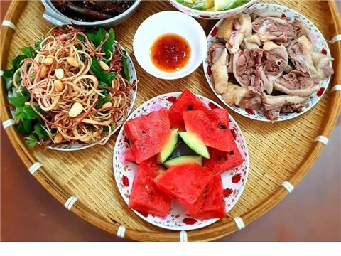 Ảnh Nấu cỗ tại Chung Cư The Link Ciputra – Tiệc ngon, phục vụ chuyên nghiệp tại căn hộ của bạn