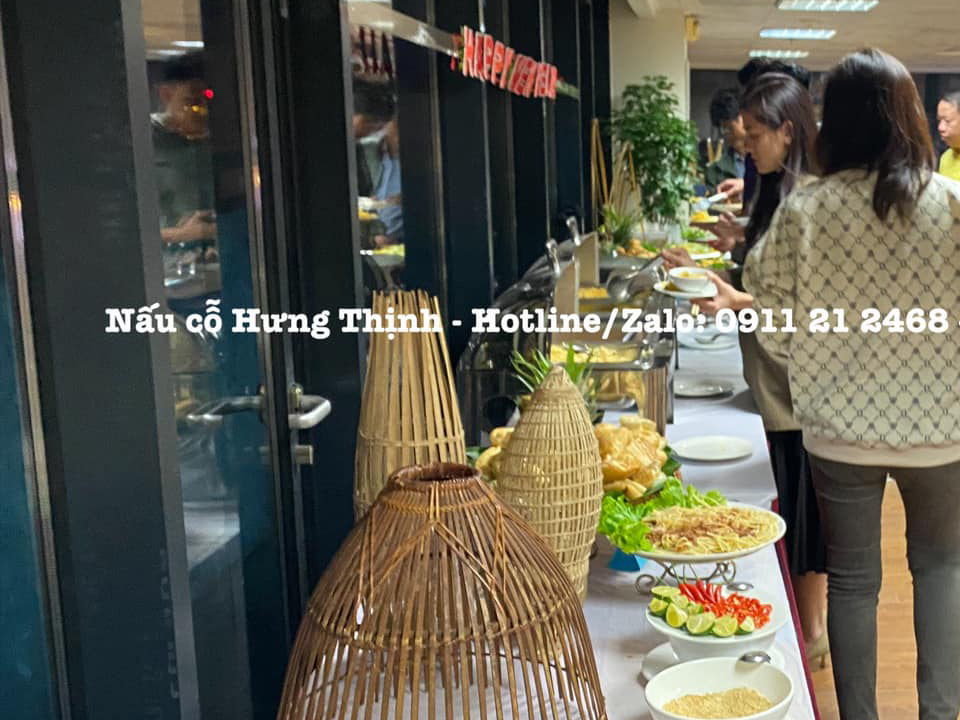 Nấu cỗ giỗ tại nhà xã Văn Đức – Đầy đủ lễ nghi, món ngon đúng vị