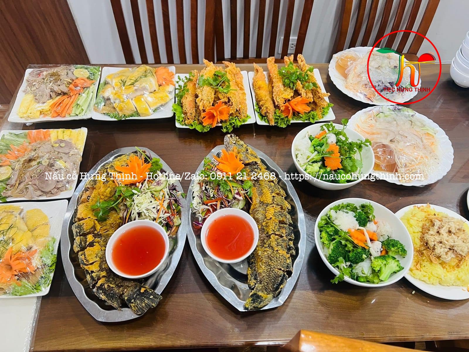 đặt tiệc cỗ cưới tại nhà