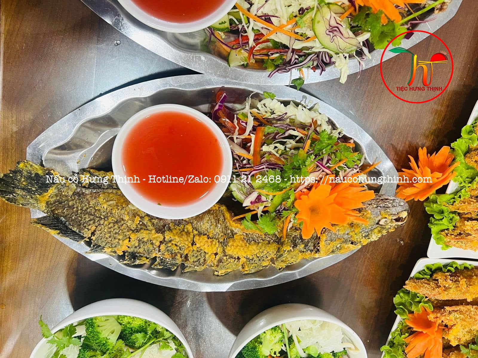 đặt cỗ tân gia