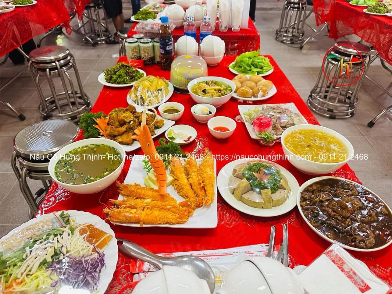 đặt cỗ ở Hà Nội