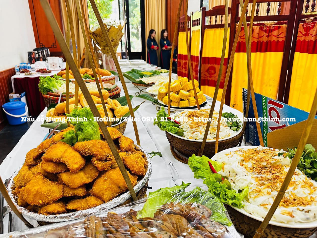 Tiệc tân gia ngoài trời