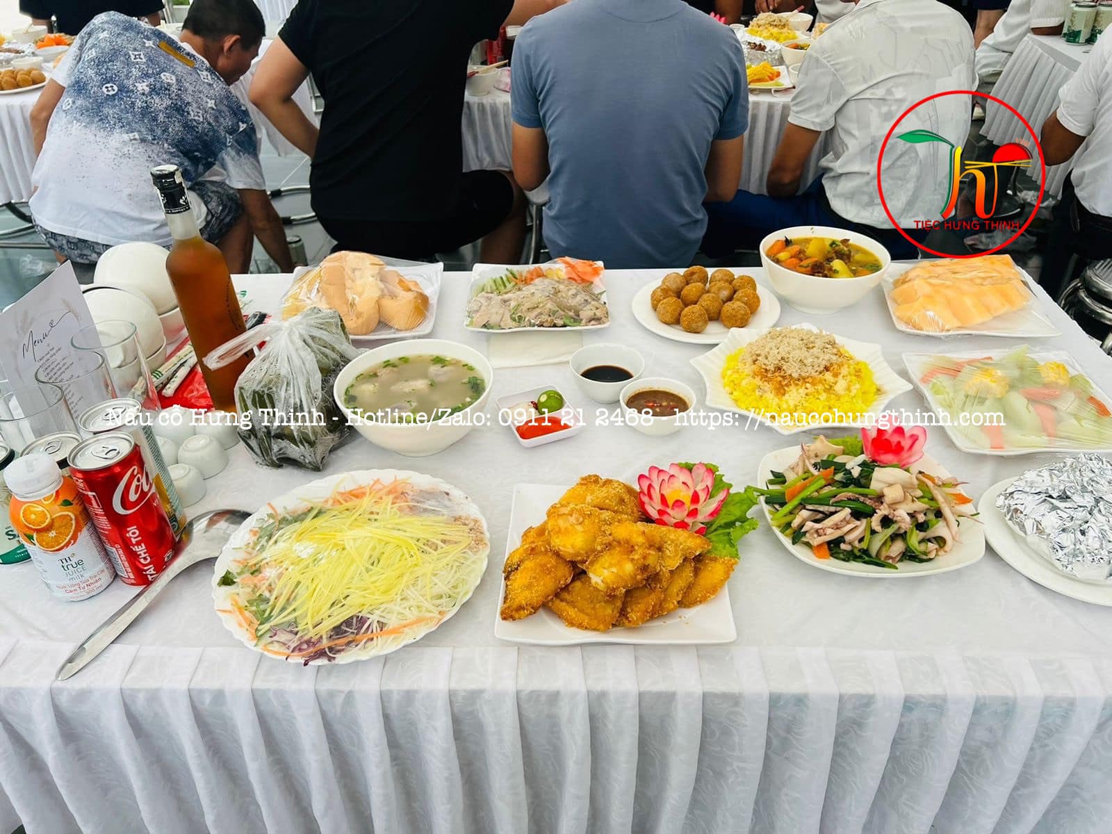 muốn đặt cỗ tại nhà