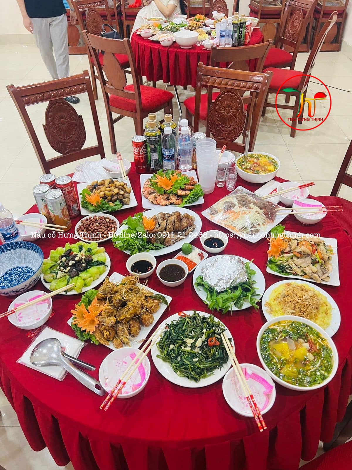 Tiệc tân gia ở chung cư
