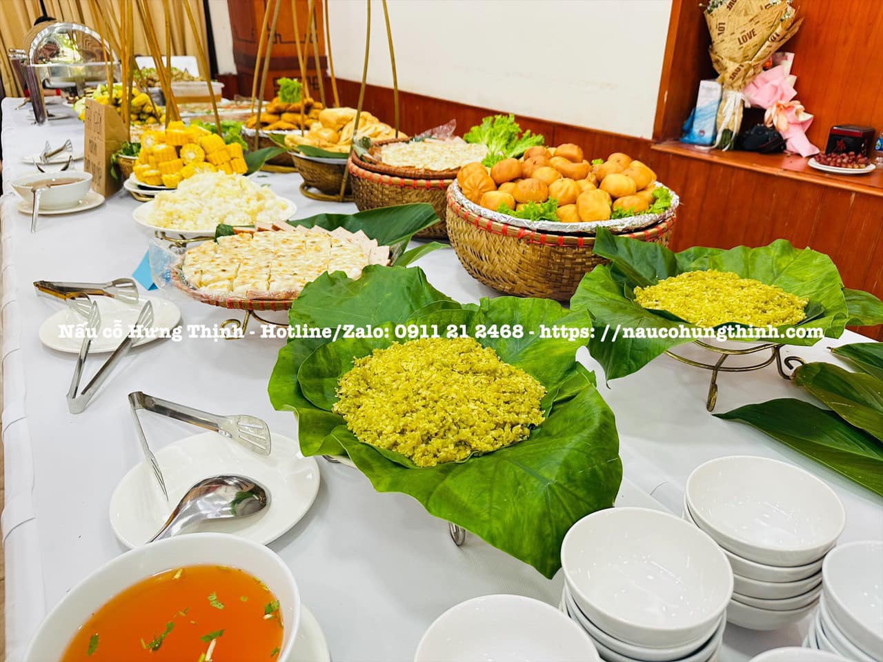 Tiệc tân gia biệt thự