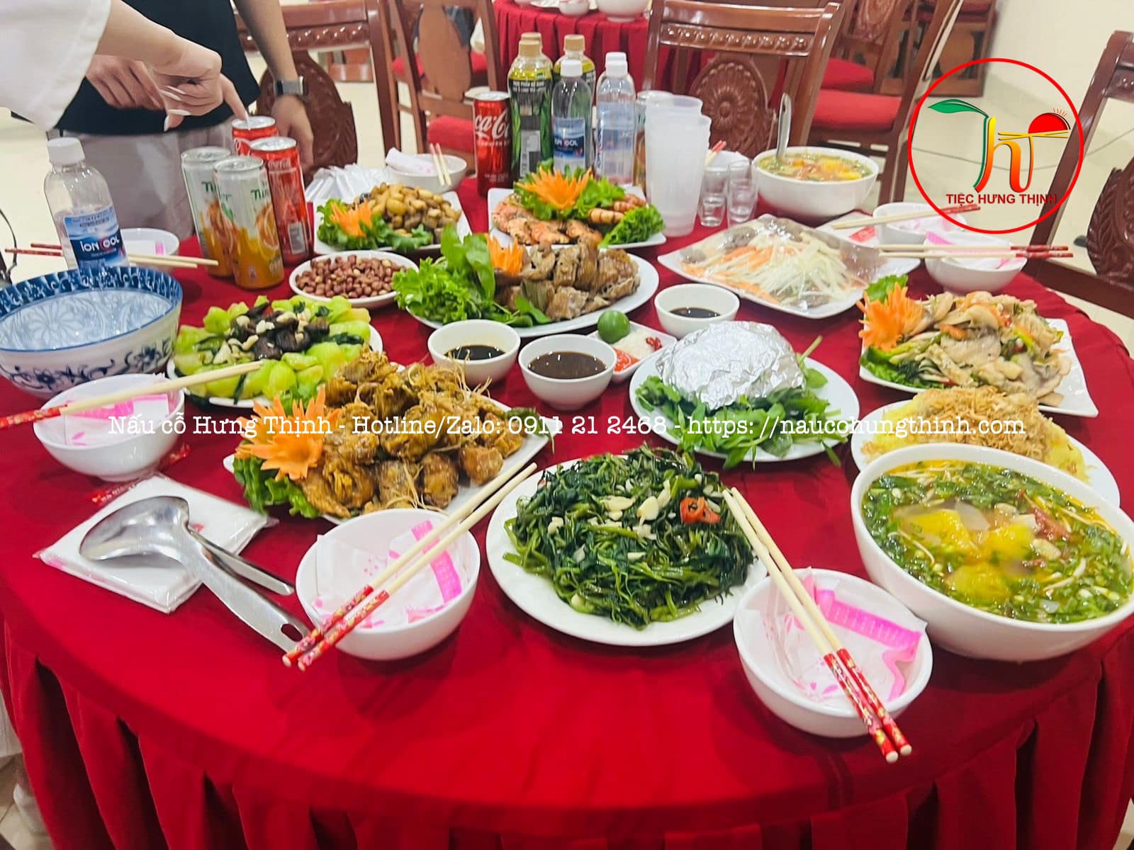tiệc liên hoan là gì