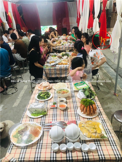Ảnh nấu cỗ tại nhà khu vực hoàng mai hà nội