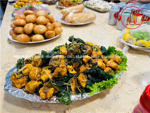 Ảnh nấu cỗ sinh nhật phong cách buffet