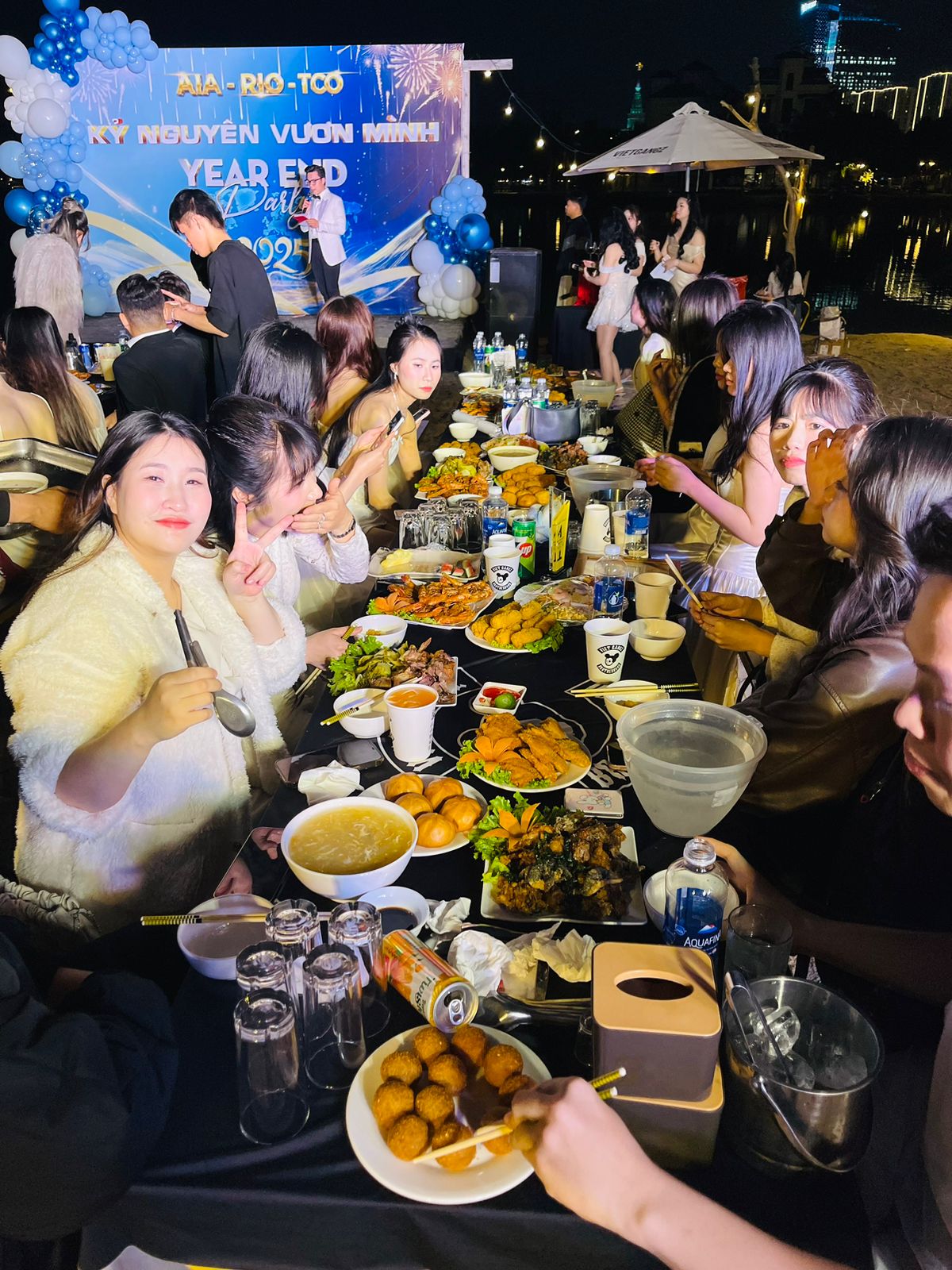 nấu cỗ lễ cầu an tại chùa