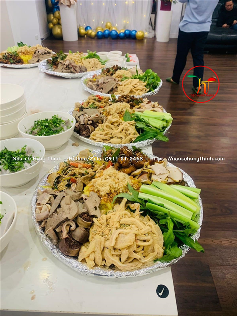 Ảnh nấu cỗ cúng khởi công tại nhà