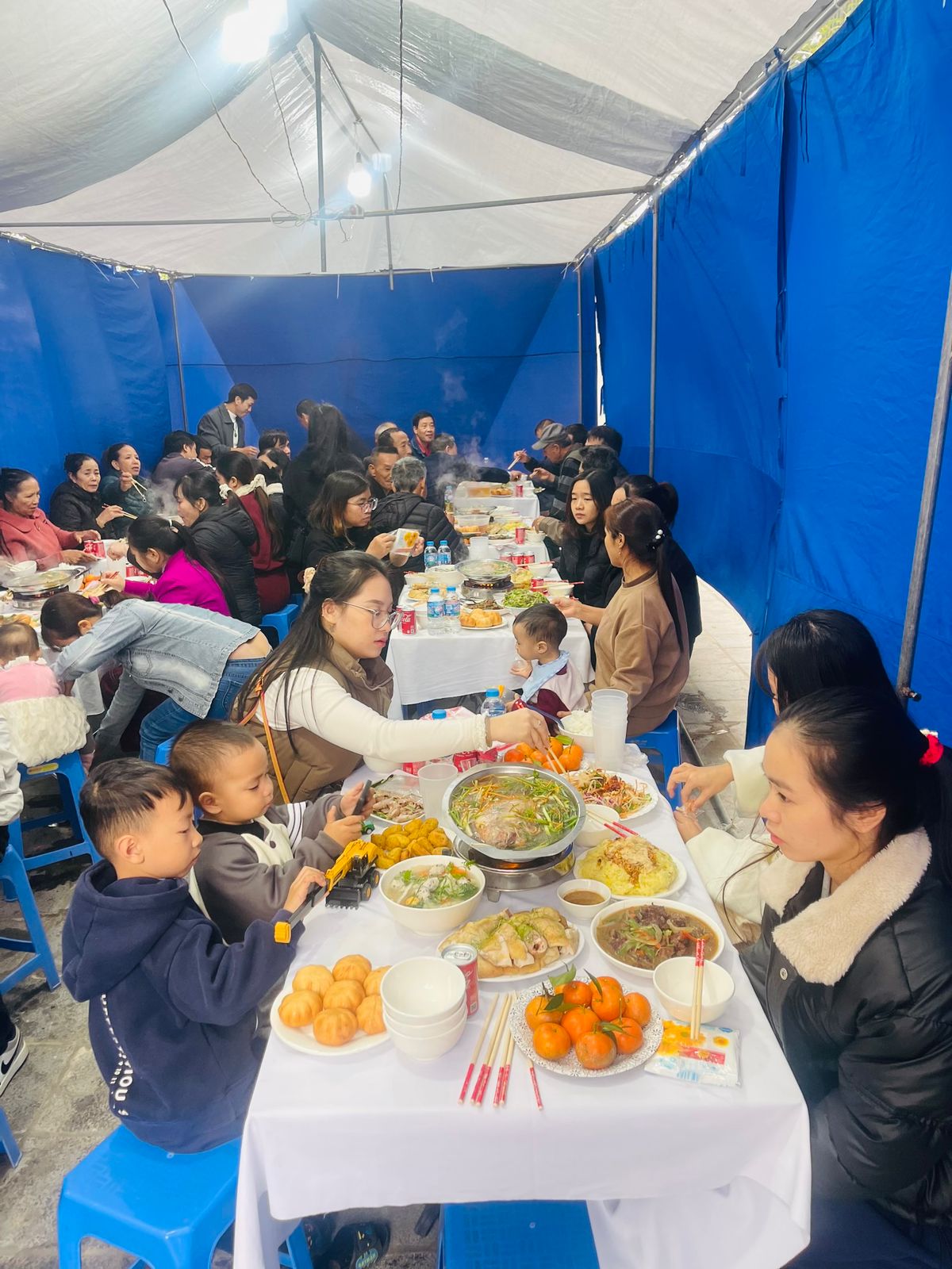 nấu cỗ khánh thành công ty