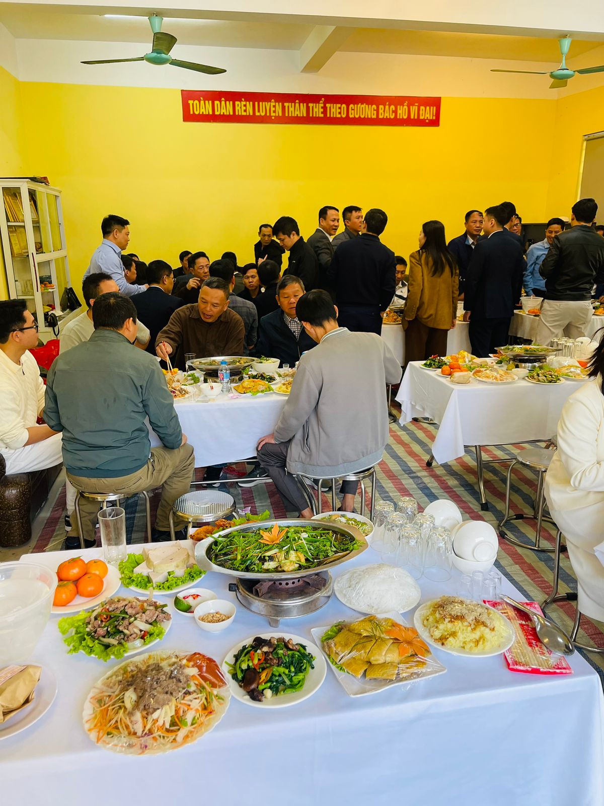 dịch vụ nấu cỗ khánh thành nhà ở